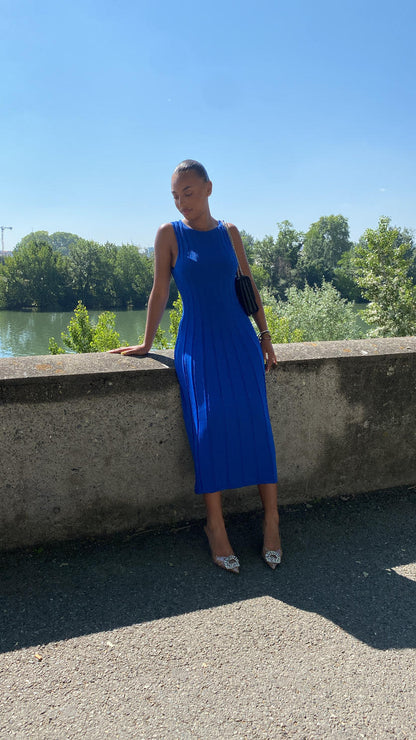 Robe bleu sans manches